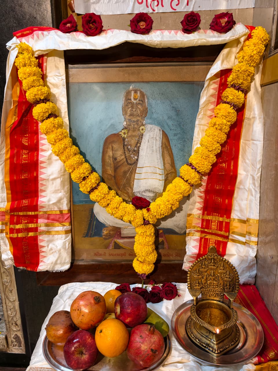 मंदिर के संस्थापक अनंत श्रीविभूषित जगत् गुरु रामानुजाचार्य श्रीस्वामी भागवताचार्यजी महाराज का 56 वाँ वैकुण्ठोत्सव दिनांक 4 जुलाई दिन शनिवार प्रातः मनाया जाएगा |